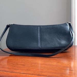 Y2K Vintage 100% Genuine Leather Black Purse Nine West